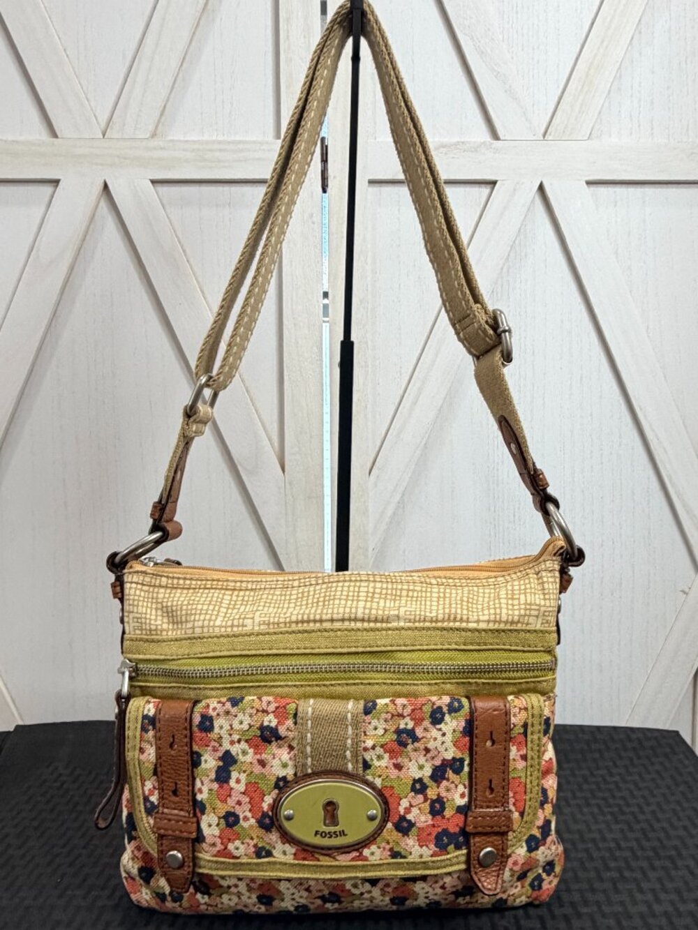 Fossil Floral Canvas Crossbody Shoulder Bag Brown Trim Boho